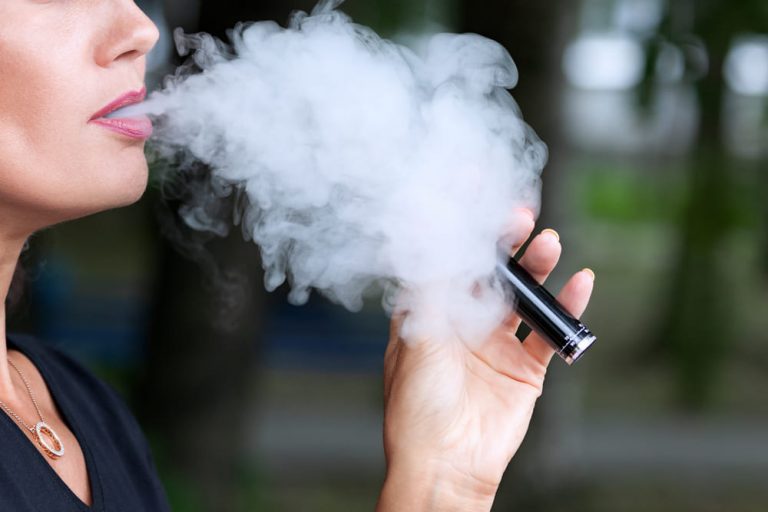 photo d'une cigarette électronique à Lyon